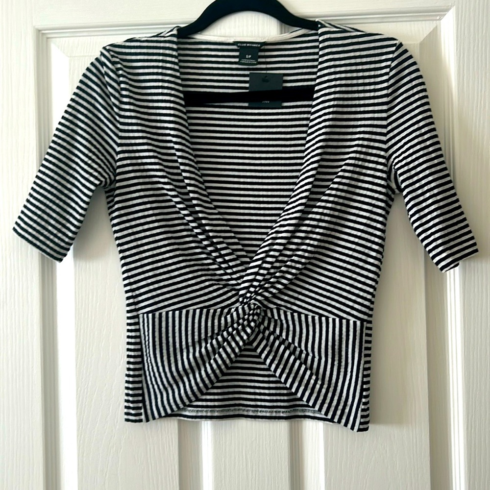 Club Monaco size small crop top
